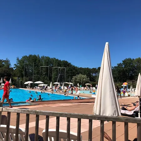 Vue Sur Golf Et Foret Apartmán