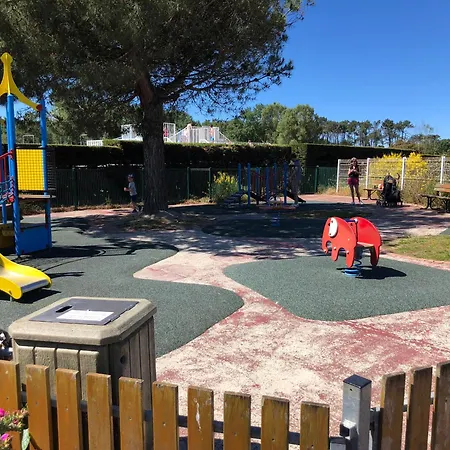 Vue Sur Golf Et Foret דירה *